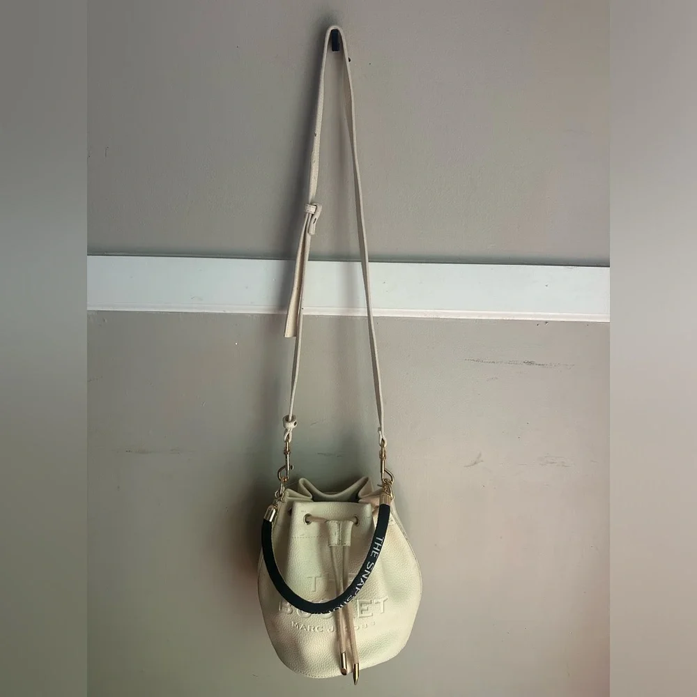 Marc Jacobs Cream Bucket Crossbody with Black Accent Strap